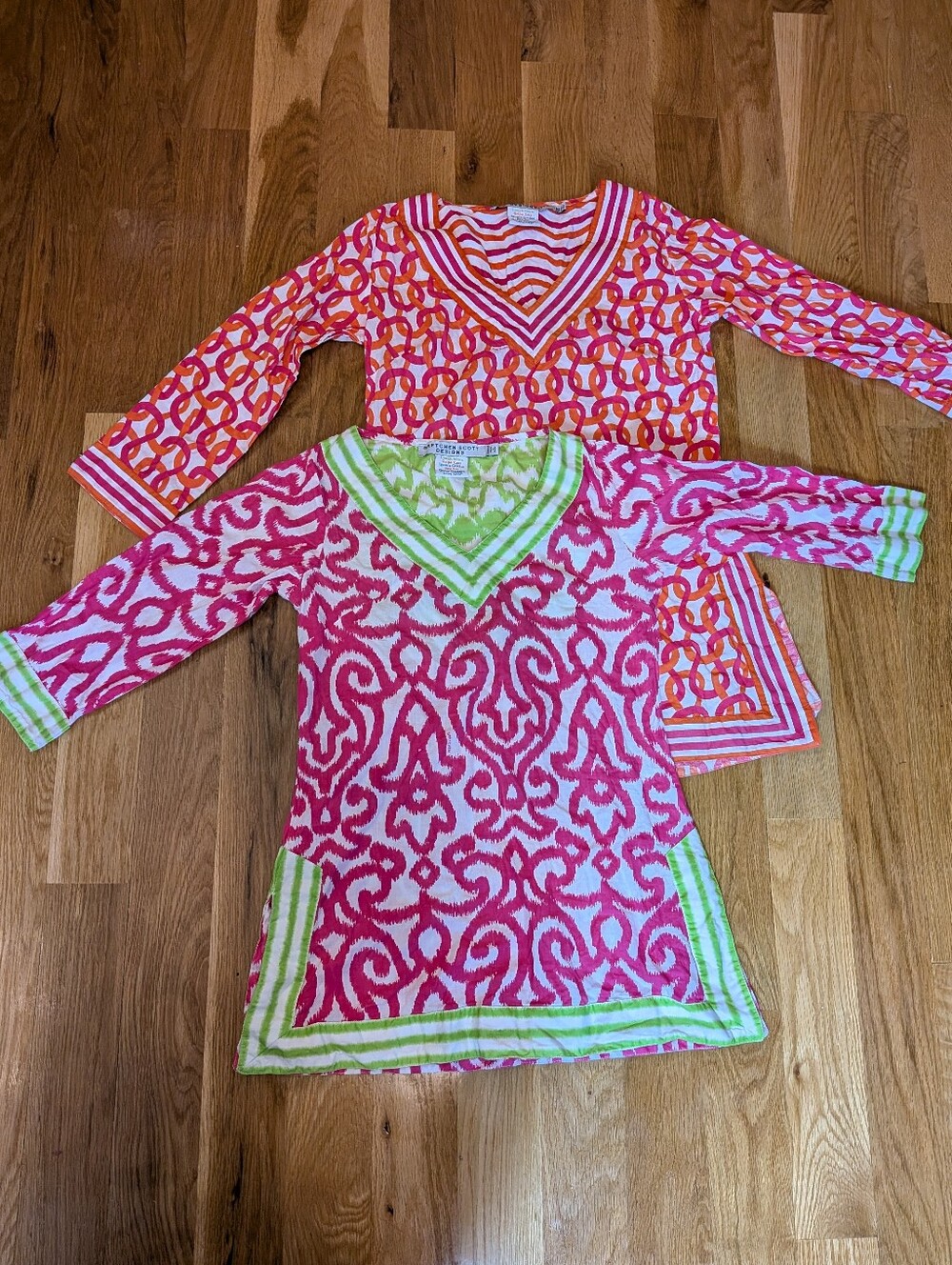 Set Of Two Gretchen Scott Designs  Tunic Tops, XS